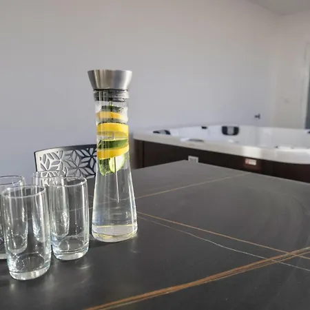 Lägenhet Horizon By The Sea St. Paul's Bay