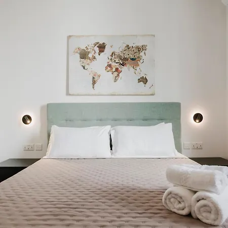 Lägenhet Horizon By The Sea St. Paul's Bay