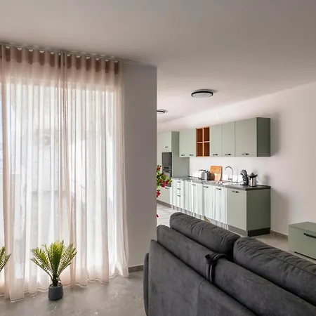 Apartment Horizon By The Sea
