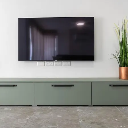 Horizon By The Sea Apartment