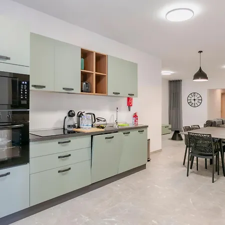 Horizon By The Sea St. Paul's Bay