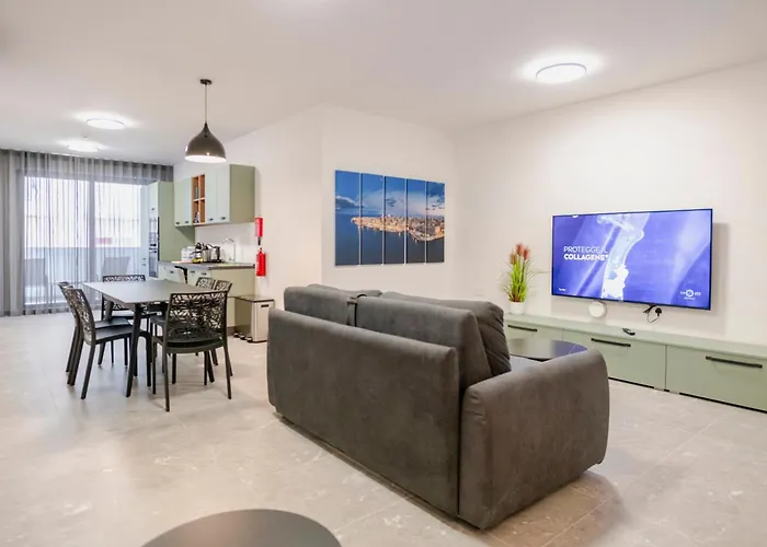 Horizon By The Sea Apartament