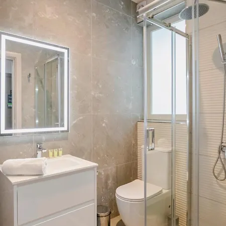 Horizon By The Sea Apartment *